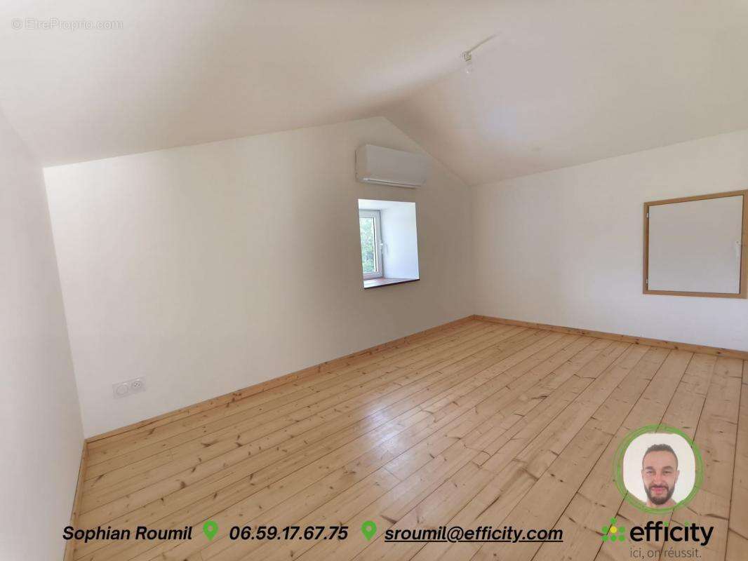 Maison à BARBEZIEUX-SAINT-HILAIRE