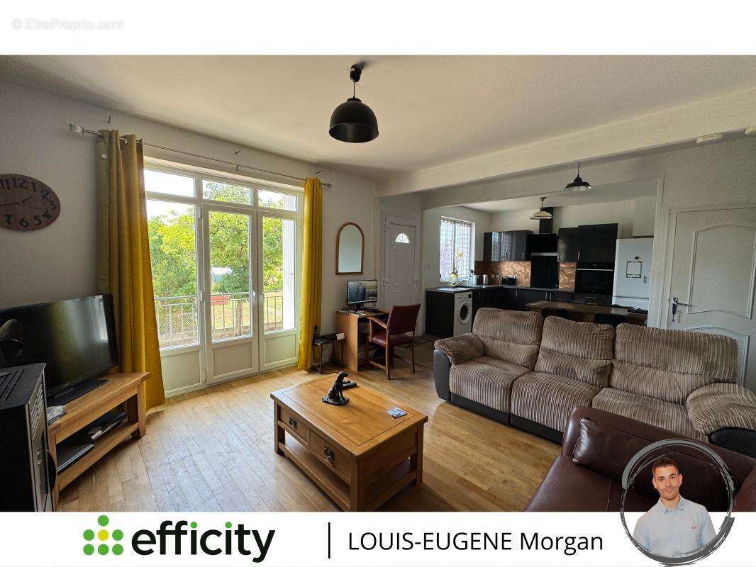 Maison à MAUPREVOIR