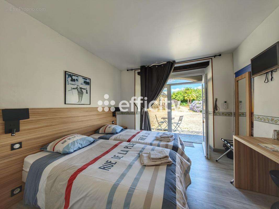 Maison à PLOMODIERN