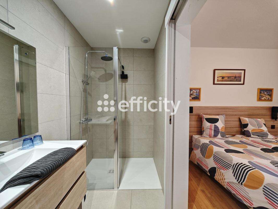 Maison à PLOMODIERN