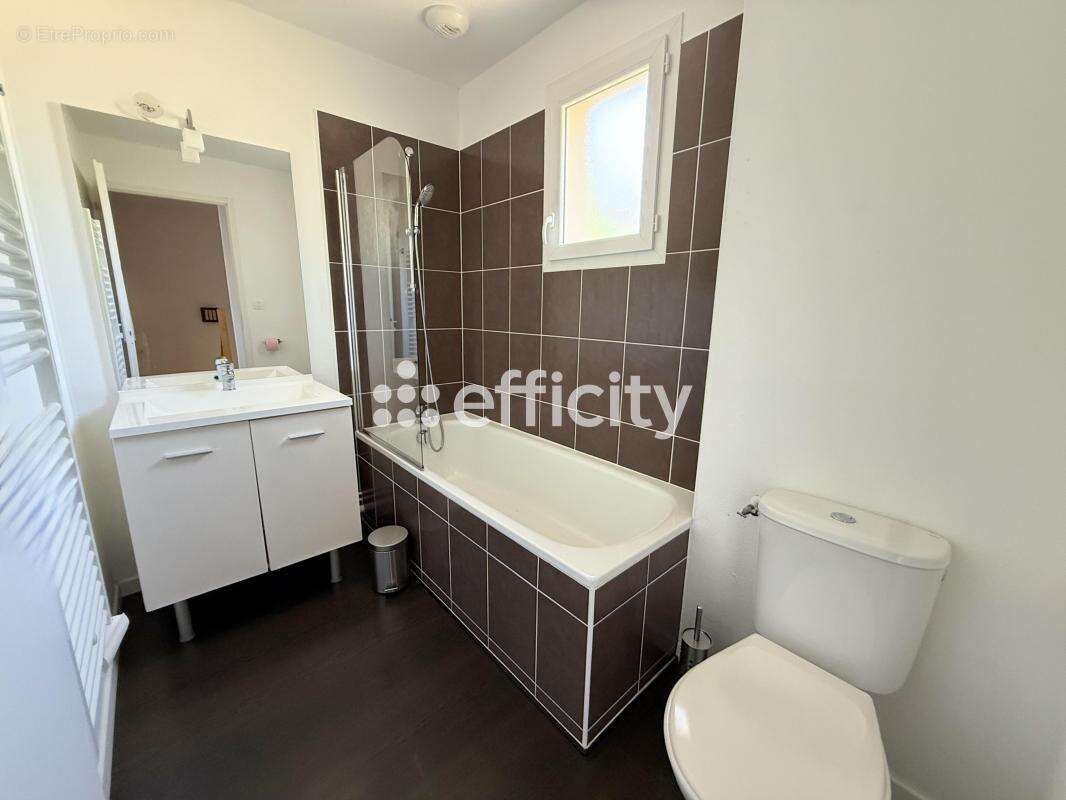 Maison à TALMONT-SAINT-HILAIRE