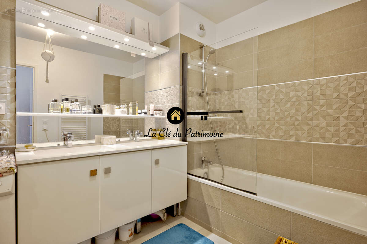 Maison à LE HAILLAN