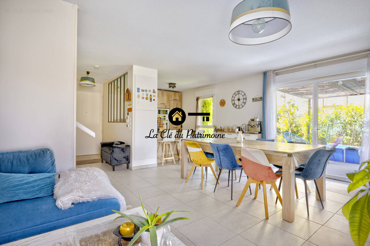 Maison à LE HAILLAN