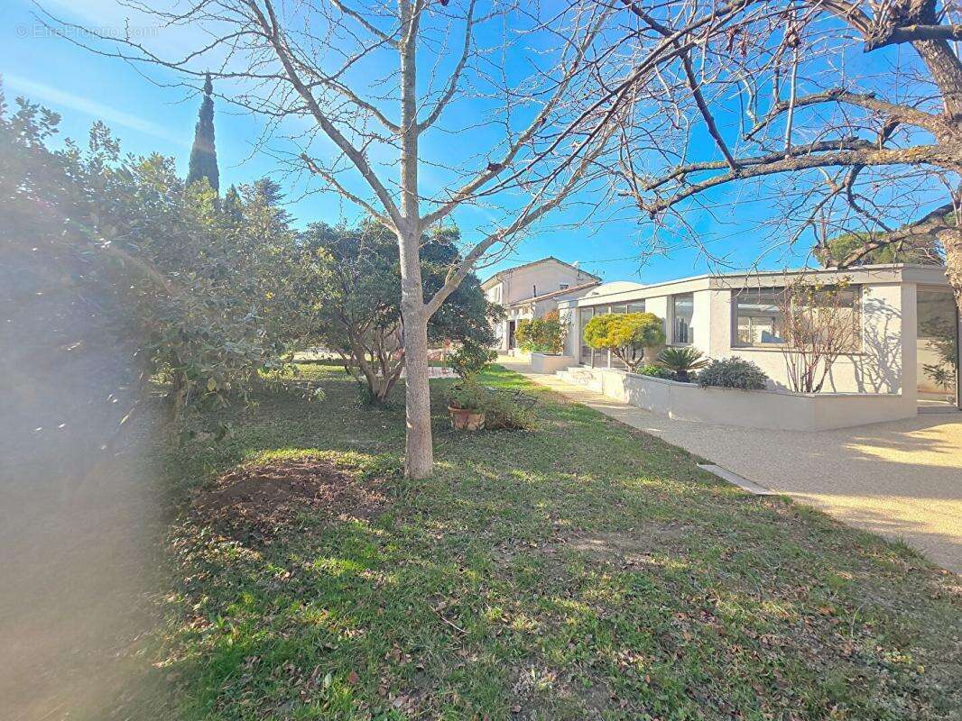 Maison à BARBENTANE