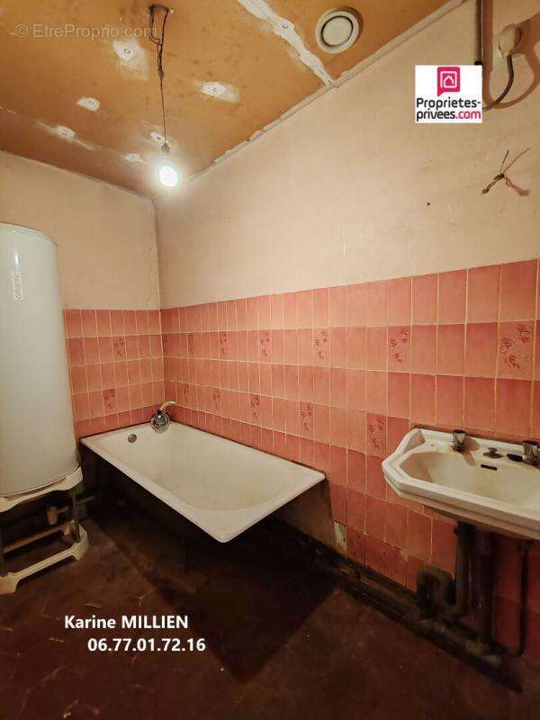 Maison à SAINT-REMY-SUR-AVRE