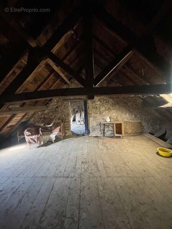 Appartement à AUBIN