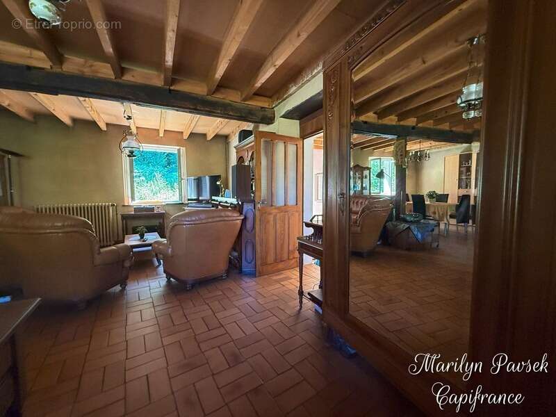 Maison à SERMENTIZON