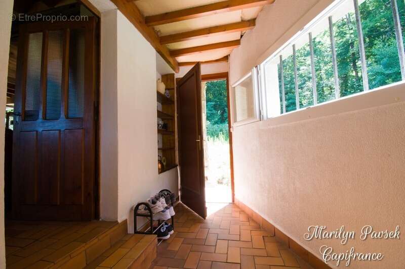 Maison à SERMENTIZON