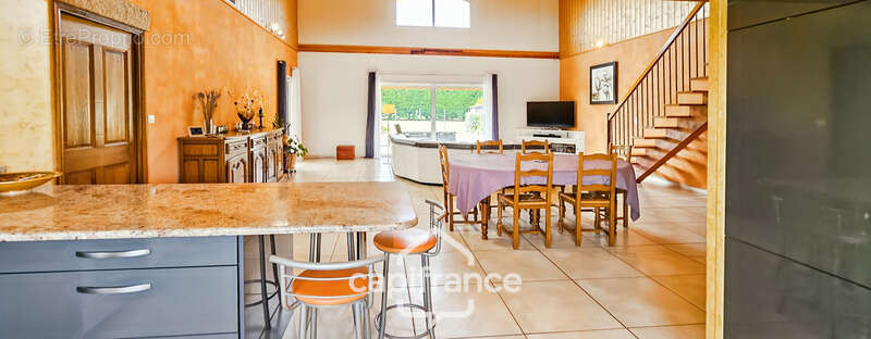 Maison à VERNOSC-LES-ANNONAY