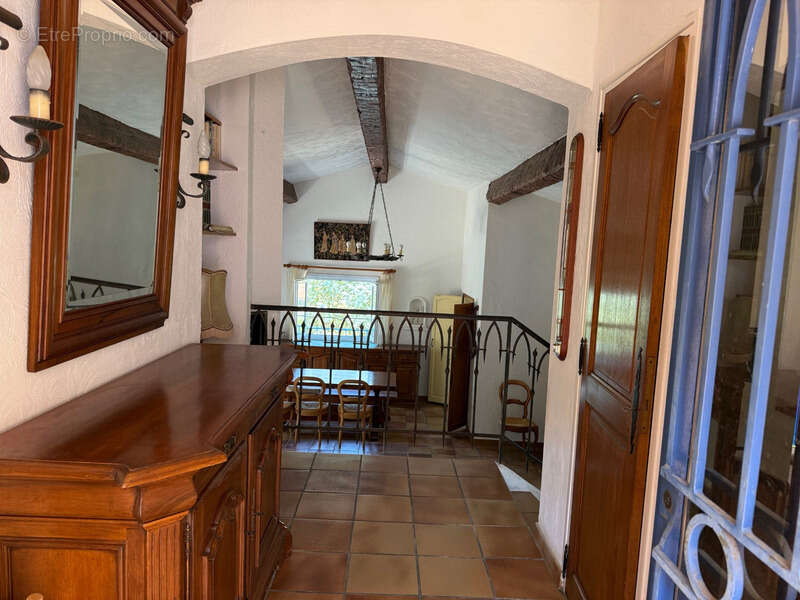 Maison à LES ISSAMBRES