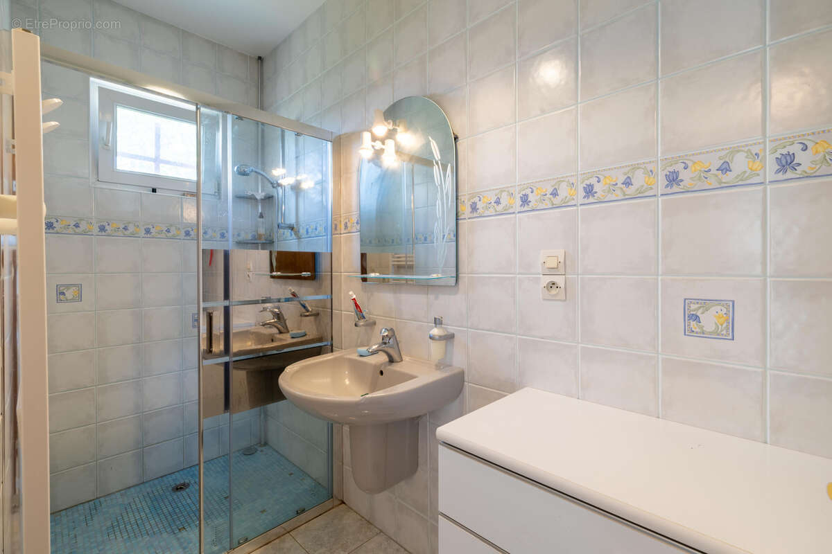 Maison à SAINTE-MARIE-AUX-CHENES