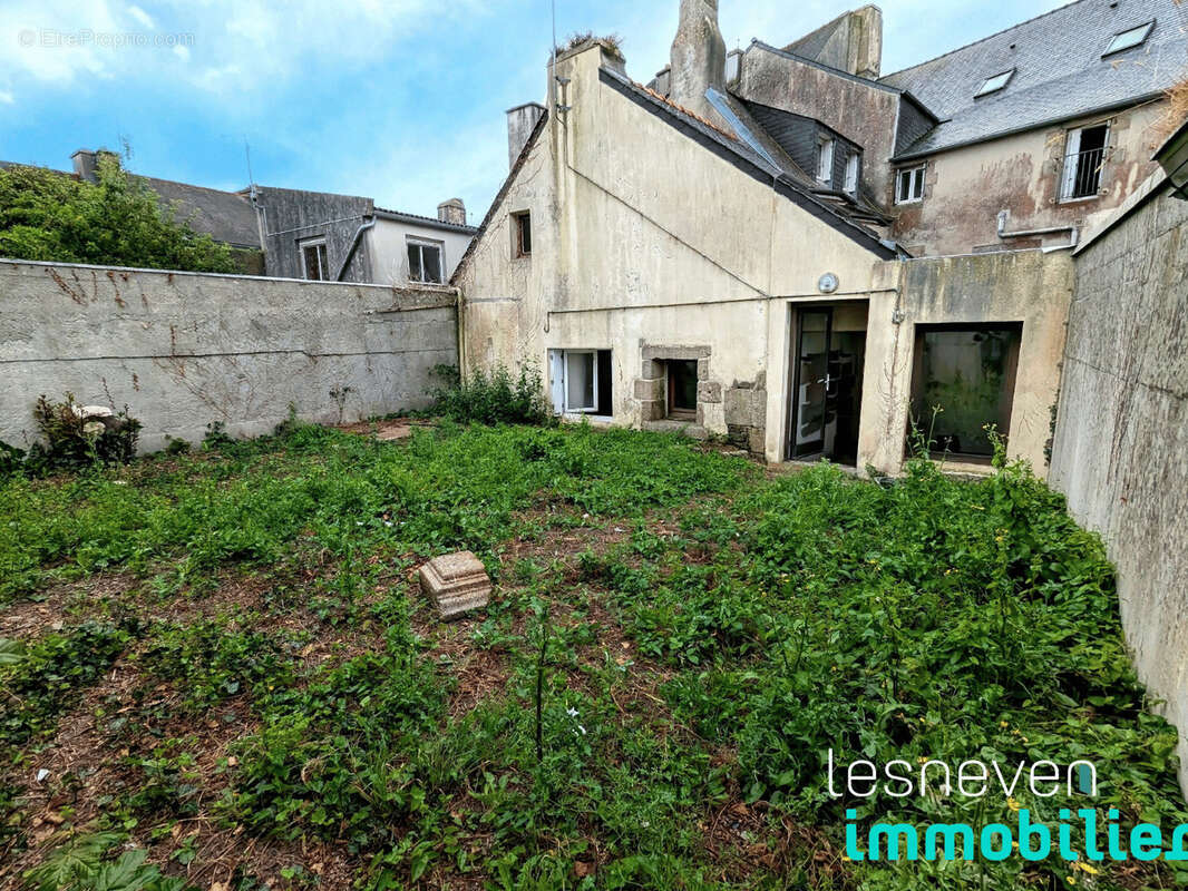 Appartement à LESNEVEN