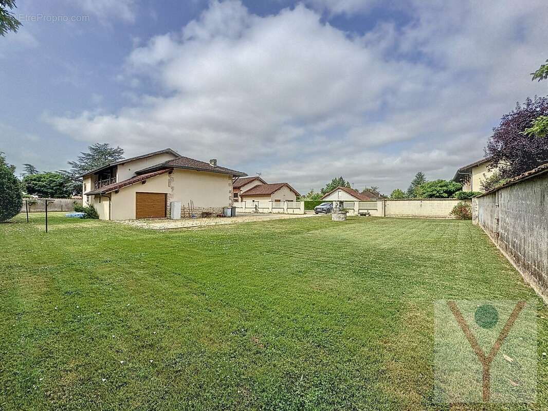Maison à BOURG-EN-BRESSE