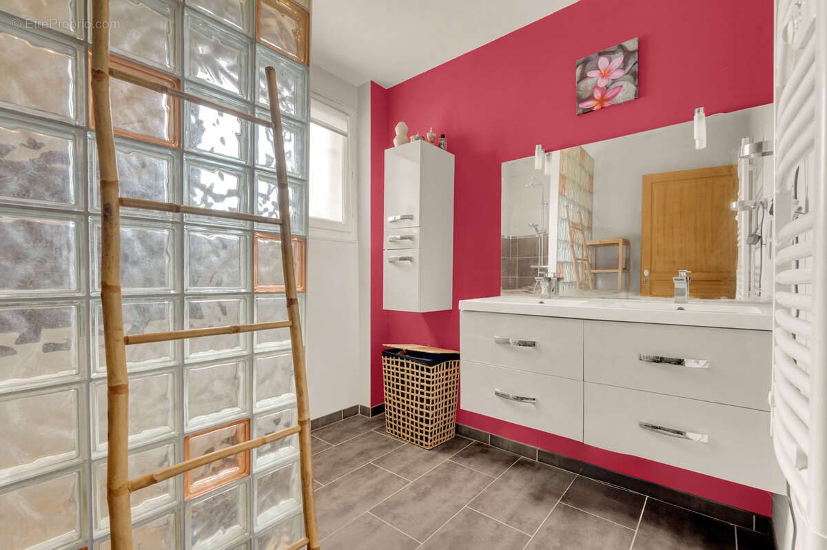 Maison à VERDUN-SUR-GARONNE