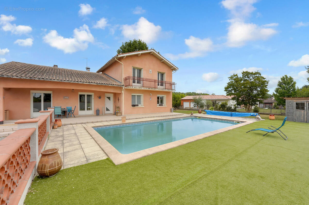 Maison à VERDUN-SUR-GARONNE