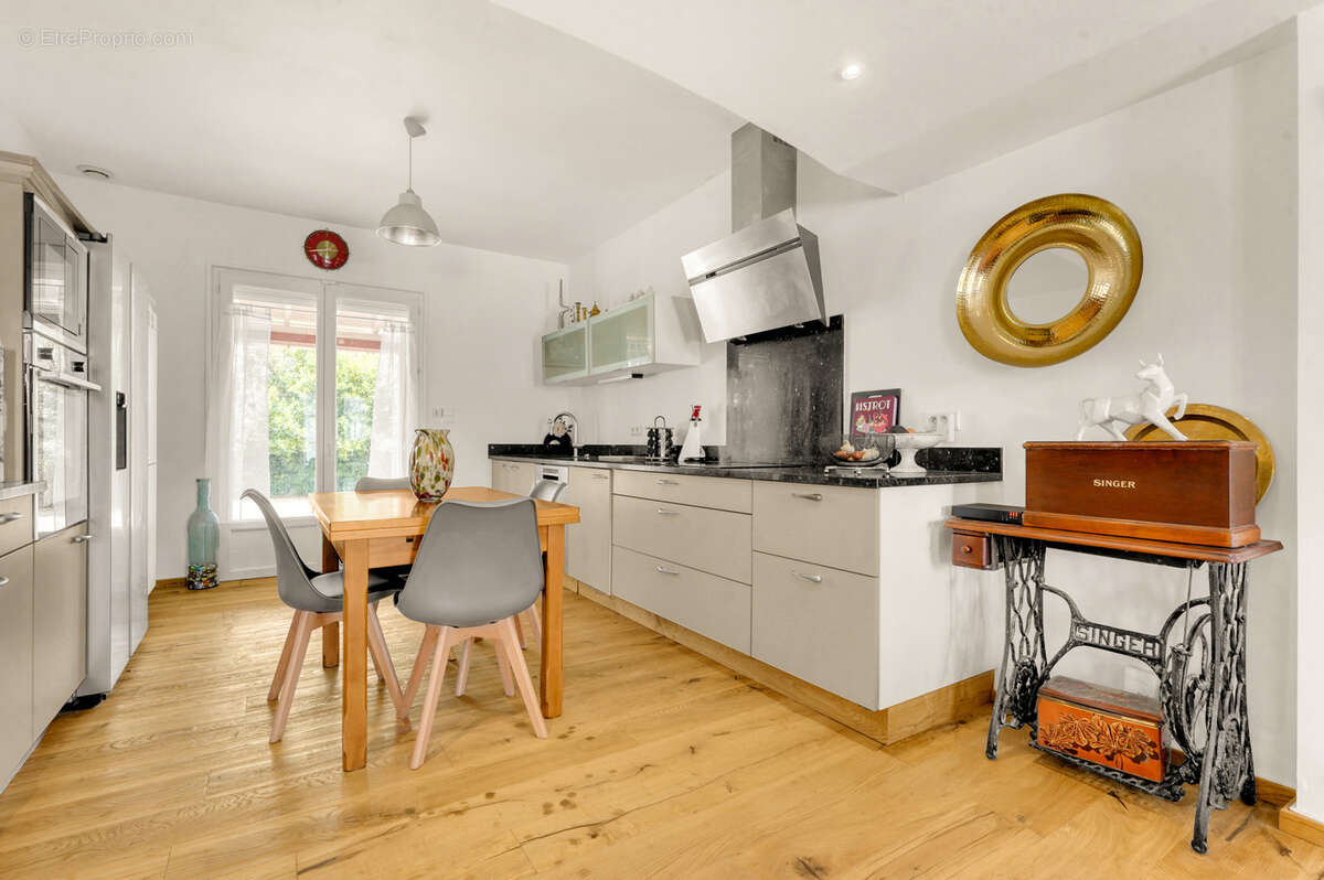 Maison à VERDUN-SUR-GARONNE