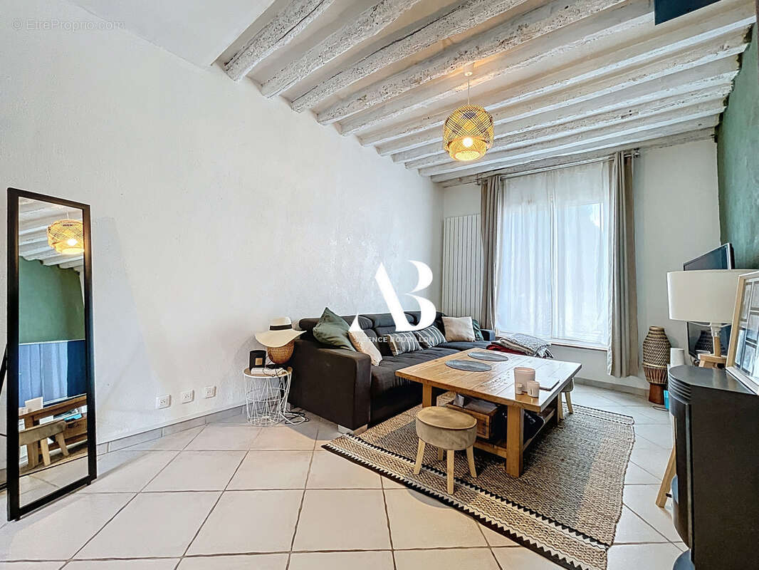 Maison à LA CHAPELLE-GAUTHIER