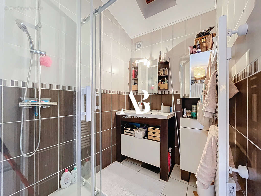 Maison à LA CHAPELLE-GAUTHIER