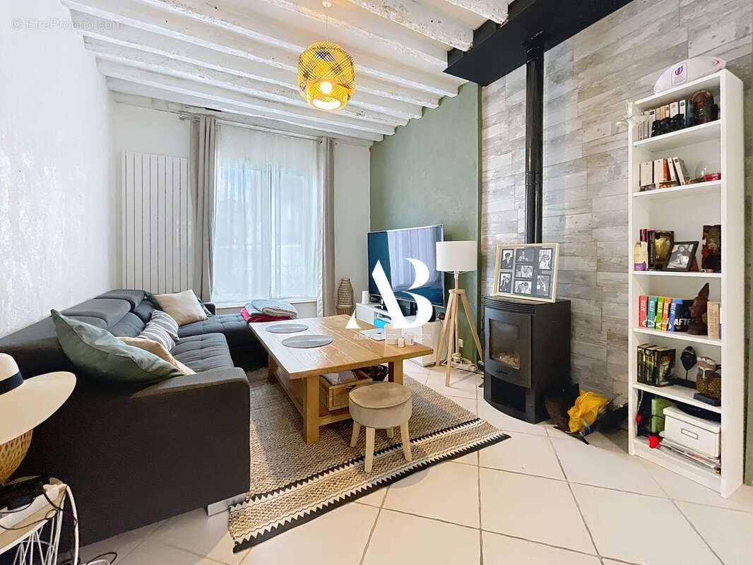 Maison à LA CHAPELLE-GAUTHIER