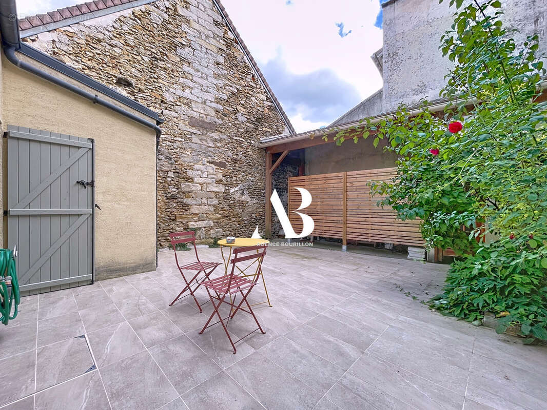 Maison à LA CHAPELLE-GAUTHIER