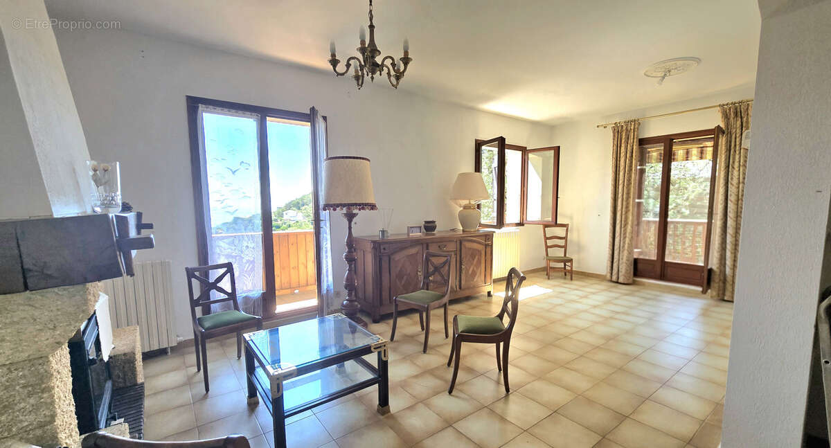 Maison à SANTA-MARIA-DI-LOTA