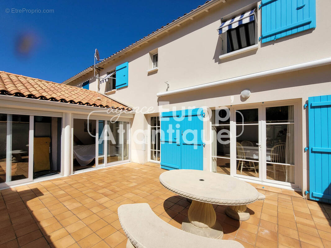 Maison à LES MATHES