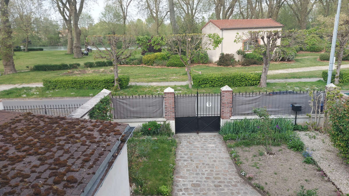 Maison à BRAY-SUR-SEINE