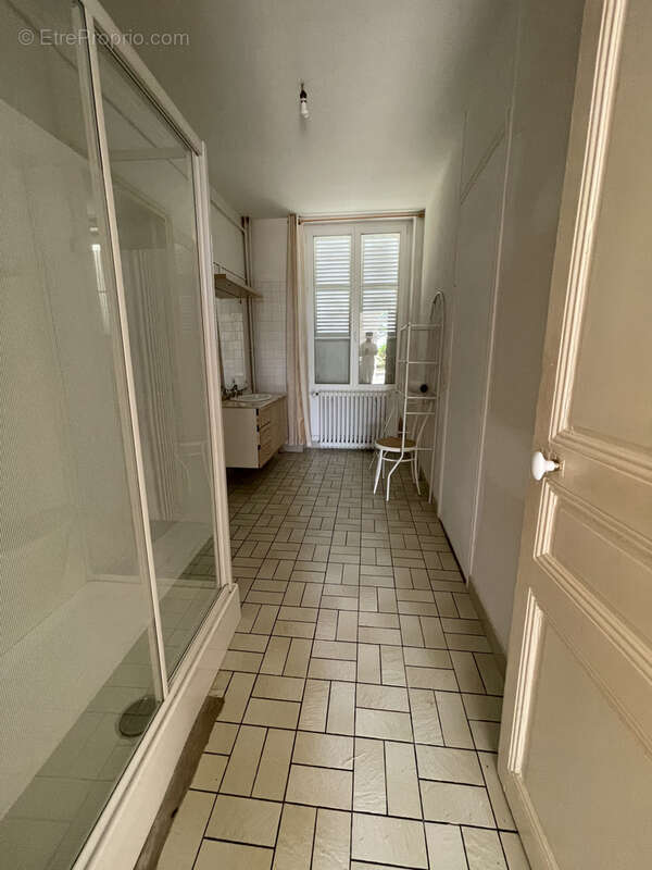 Maison à SUILLY-LA-TOUR