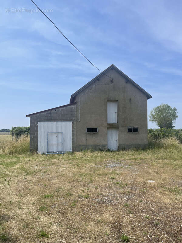 Maison à SUILLY-LA-TOUR