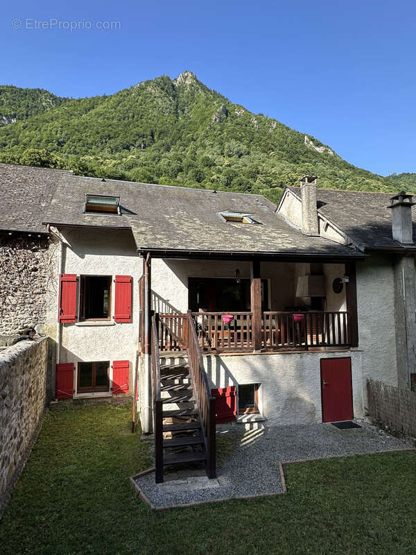 Maison à CETTE-EYGUN