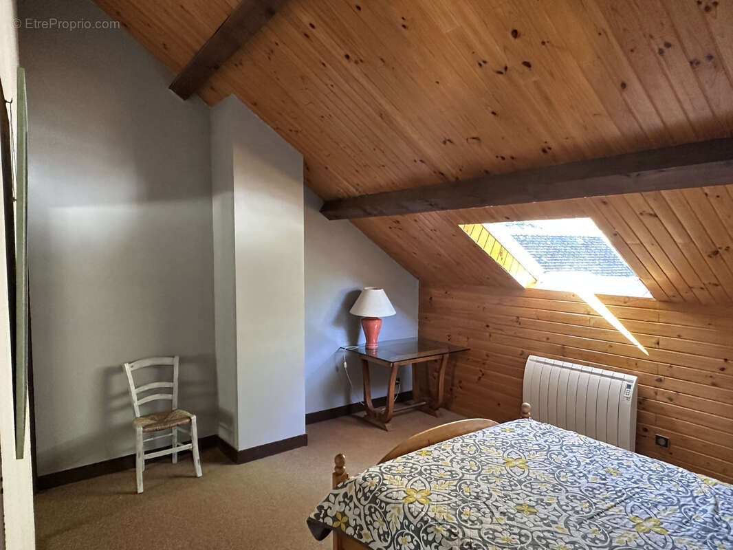 Maison à CETTE-EYGUN