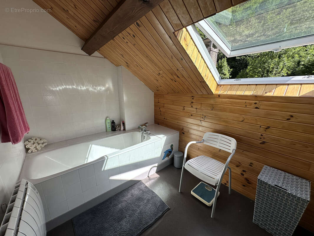 Maison à CETTE-EYGUN