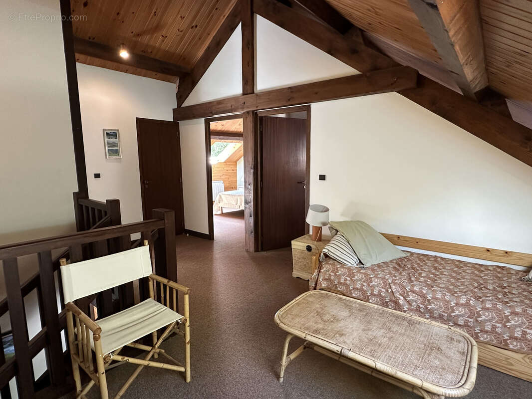 Maison à CETTE-EYGUN