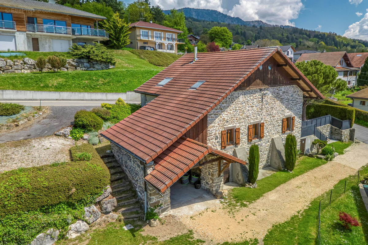 Maison à CRANVES-SALES