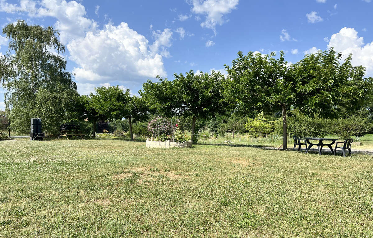 Maison à MONTVERDUN