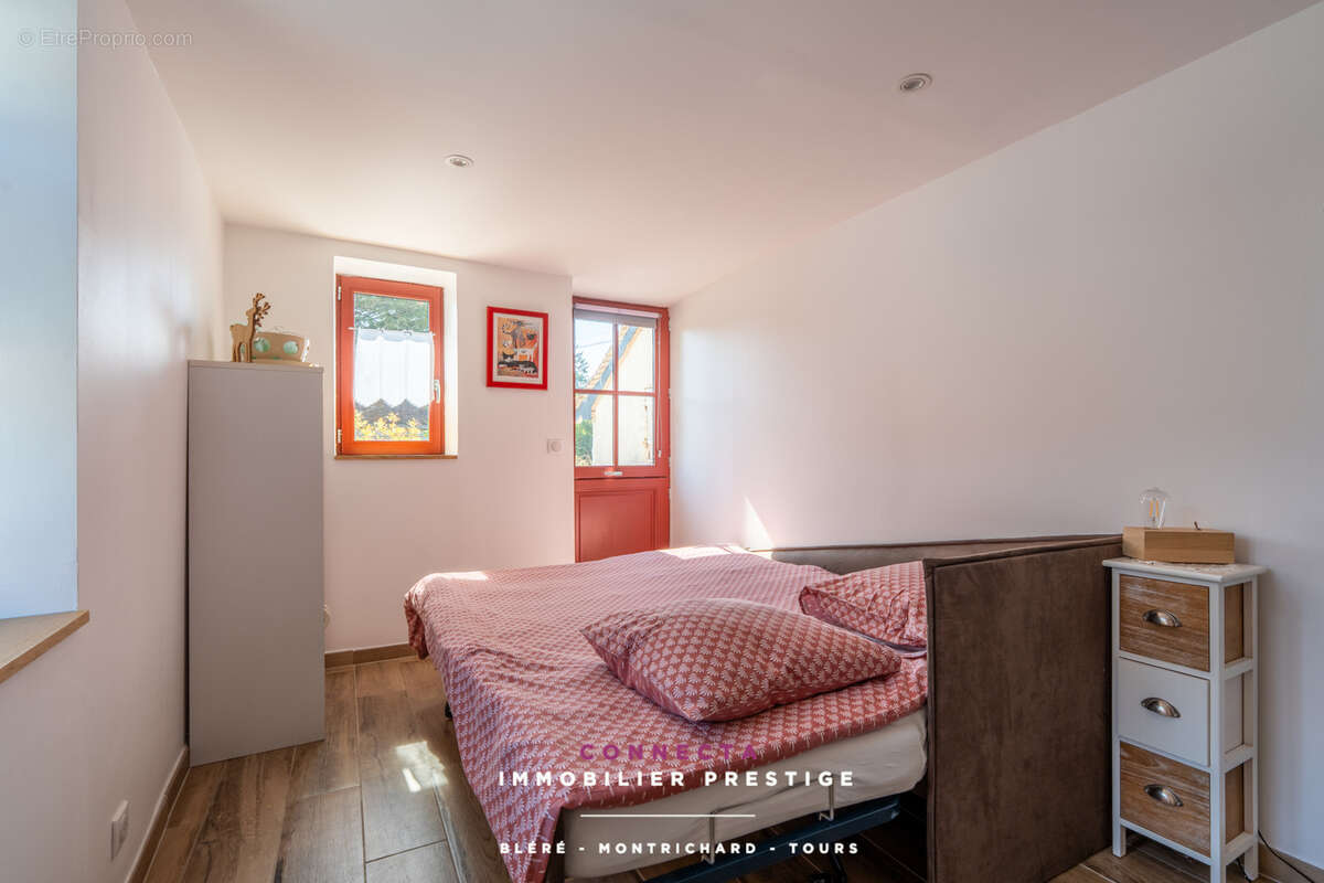 Maison à AZAY-SUR-CHER