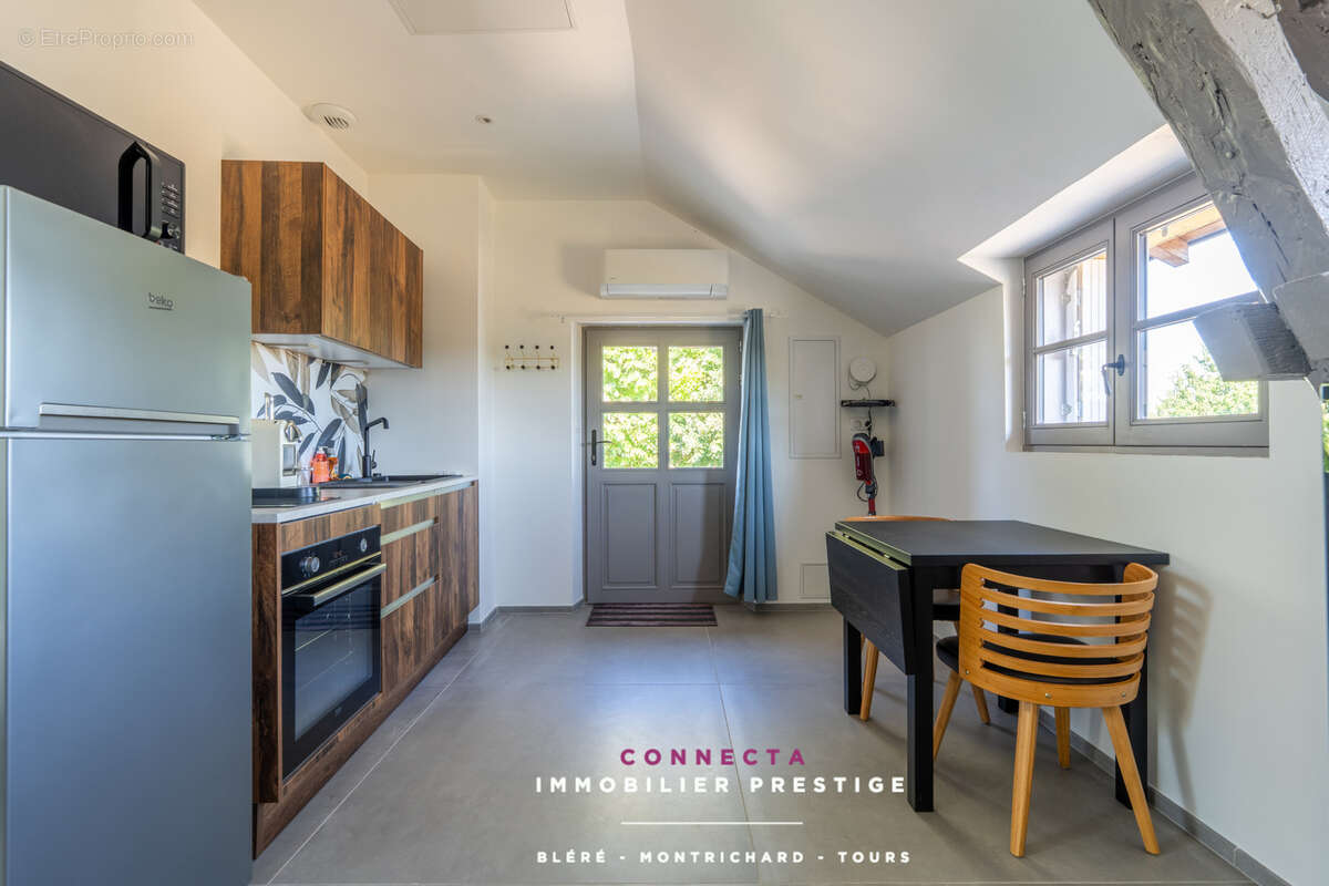 Maison à AZAY-SUR-CHER