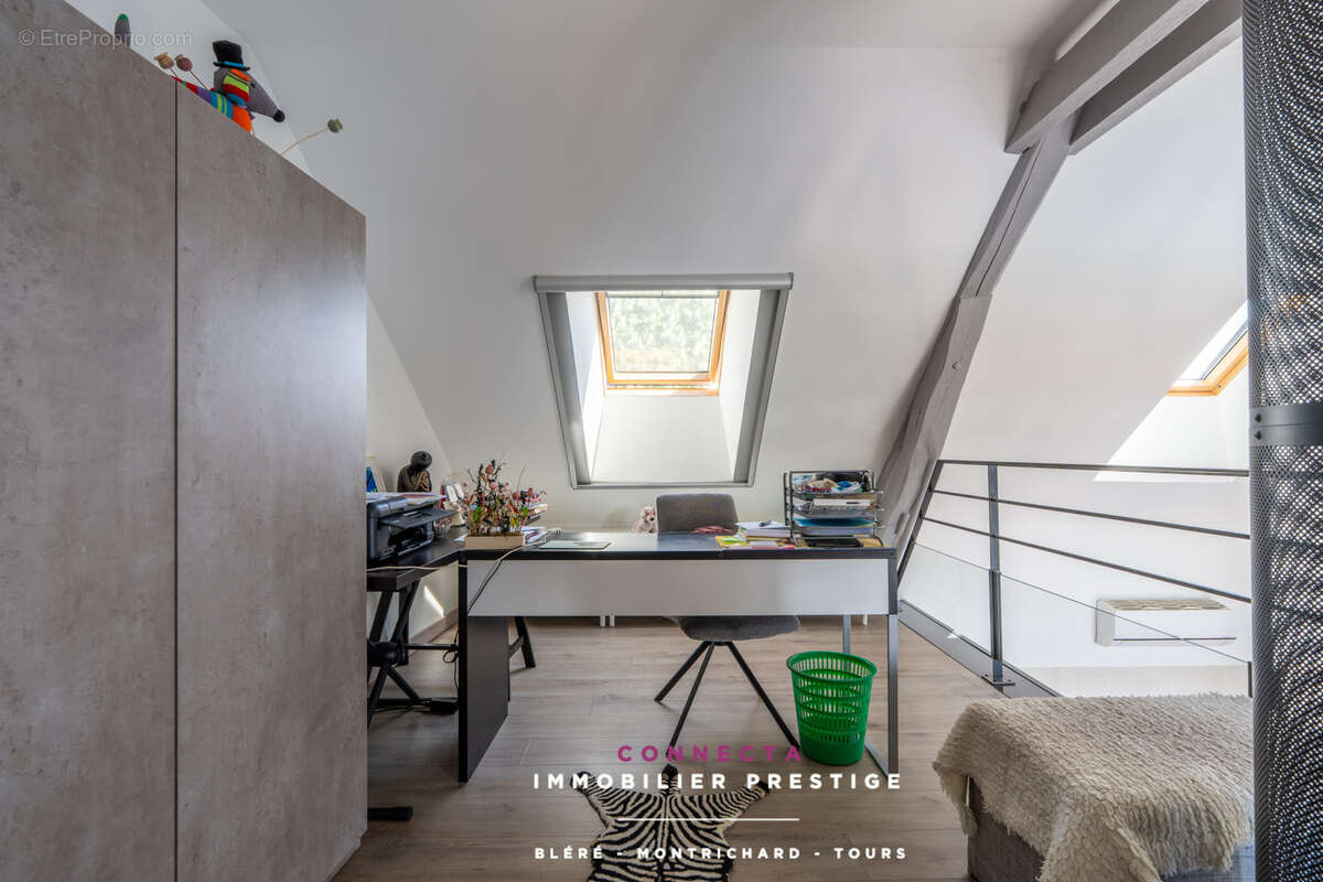 Maison à AZAY-SUR-CHER