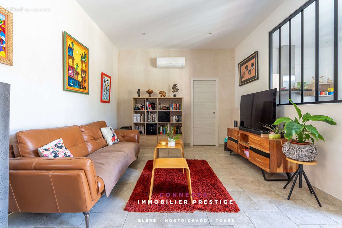 Maison à AZAY-SUR-CHER