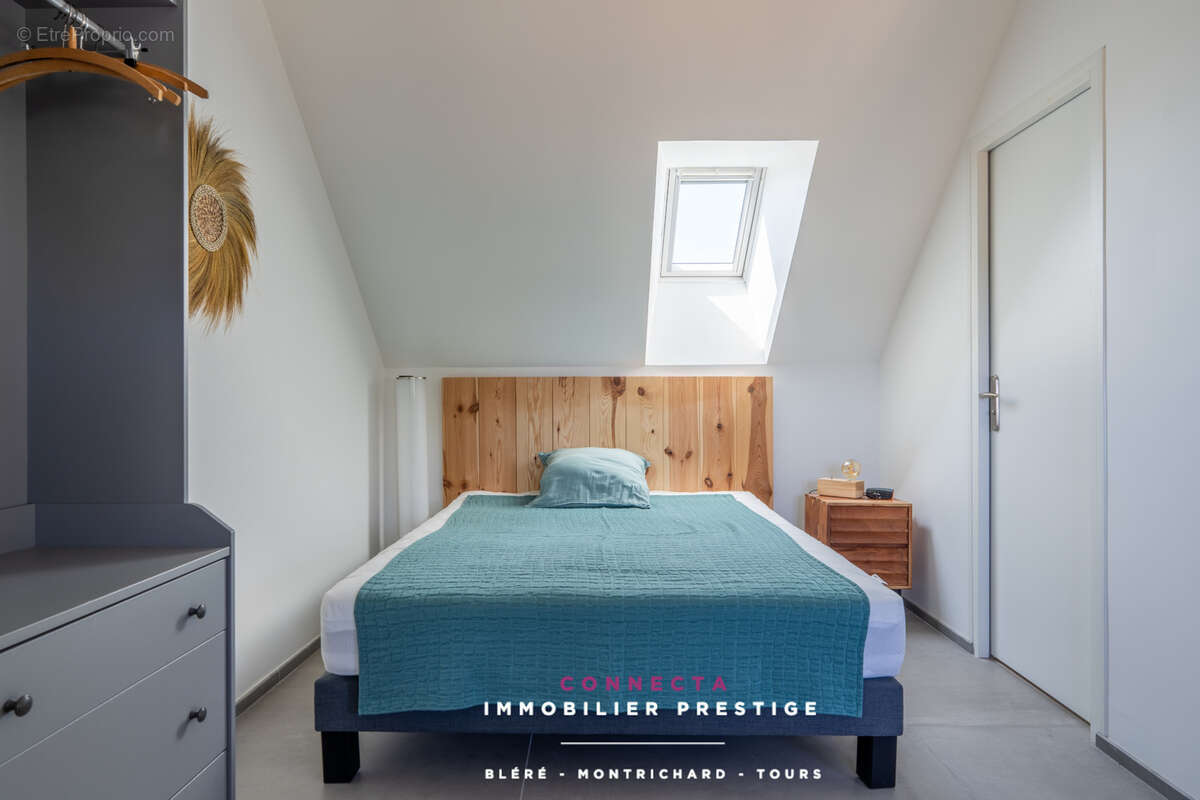 Maison à AZAY-SUR-CHER