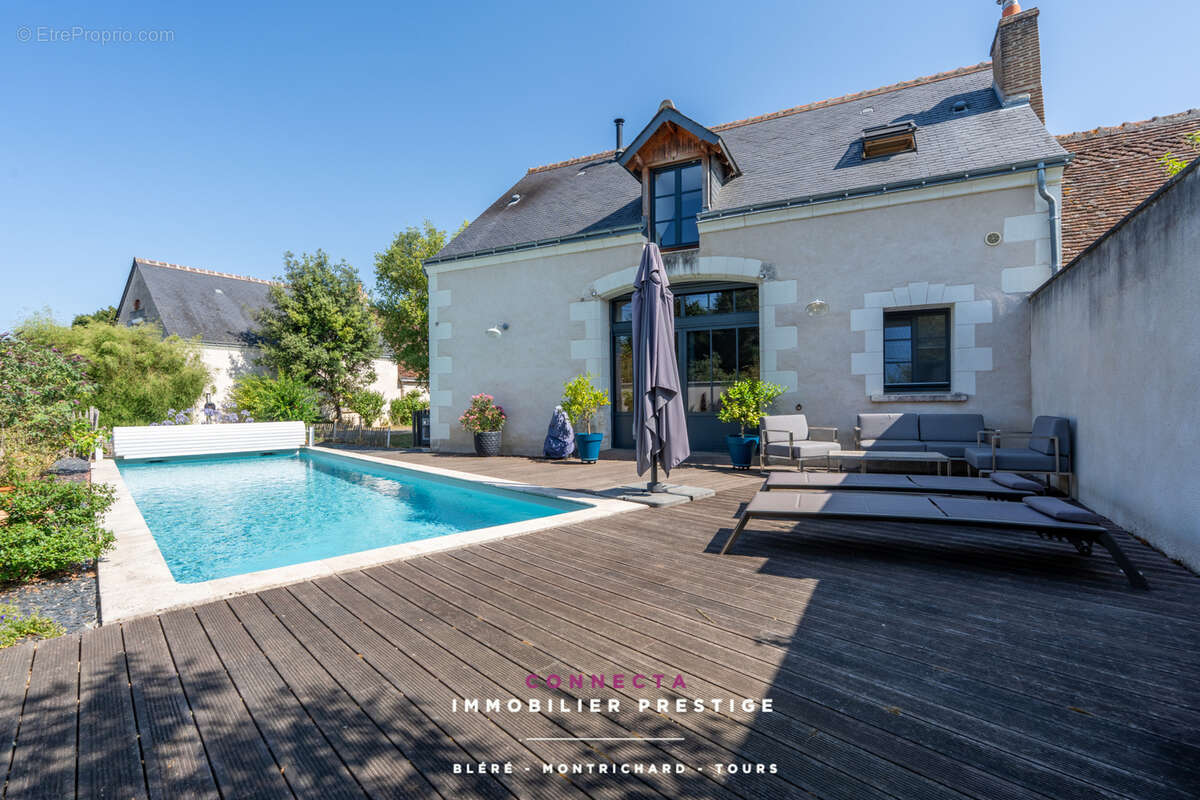 Maison à AZAY-SUR-CHER