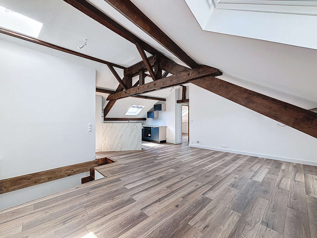 Appartement à AIX-LES-BAINS