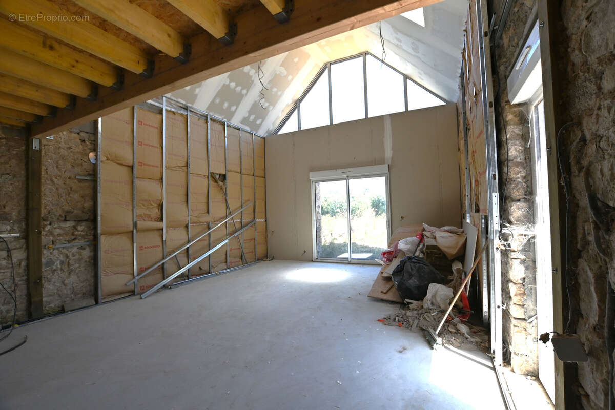 Maison à SAINT-DERRIEN