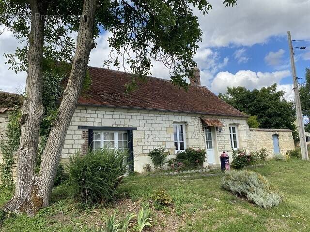 Maison à ESTREES-SAINT-DENIS