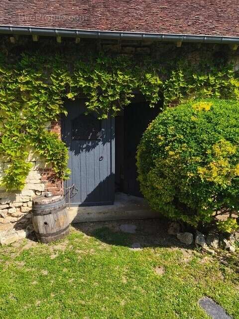 Maison à ESTREES-SAINT-DENIS