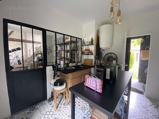 Maison à ESTREES-SAINT-DENIS