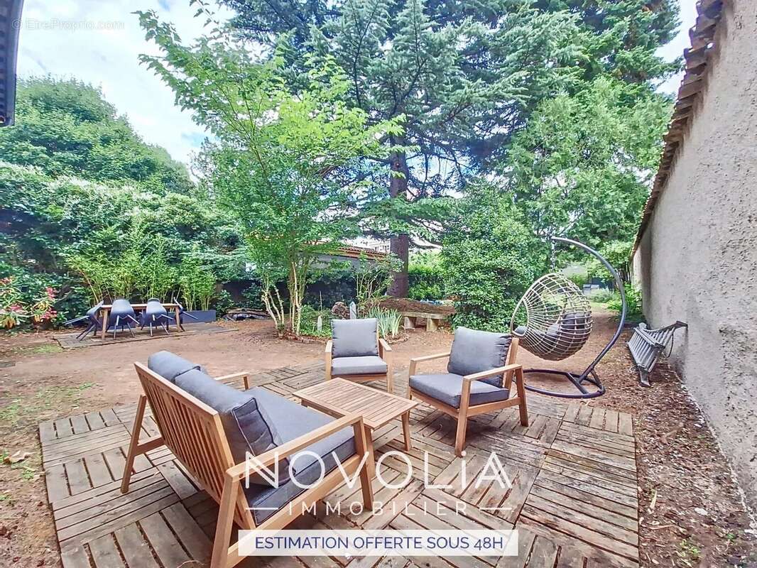 Maison à CALUIRE-ET-CUIRE