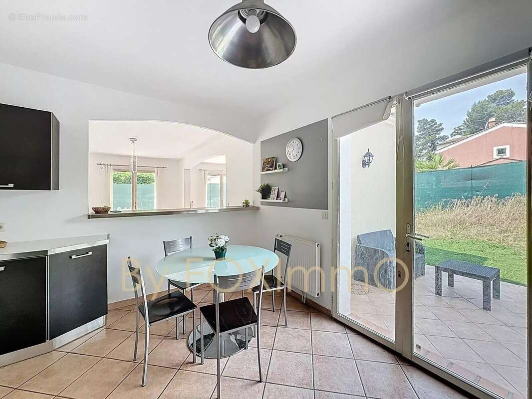 Maison à VILLENEUVE-LOUBET