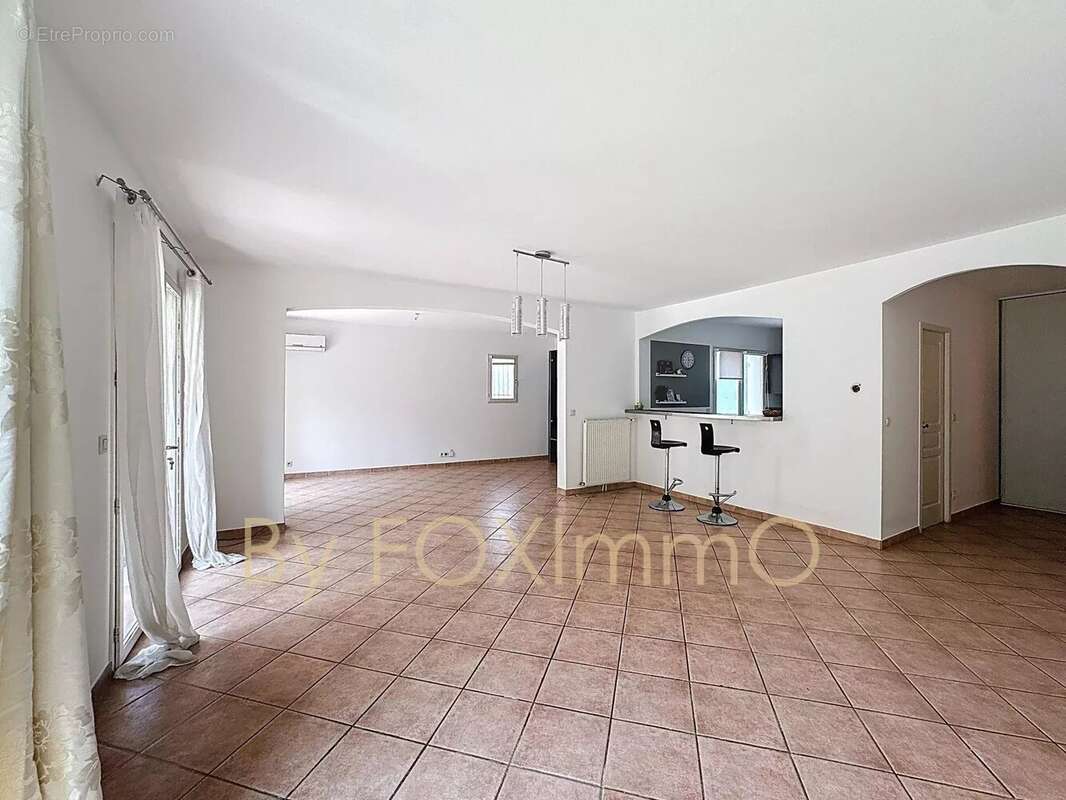 Maison à VILLENEUVE-LOUBET