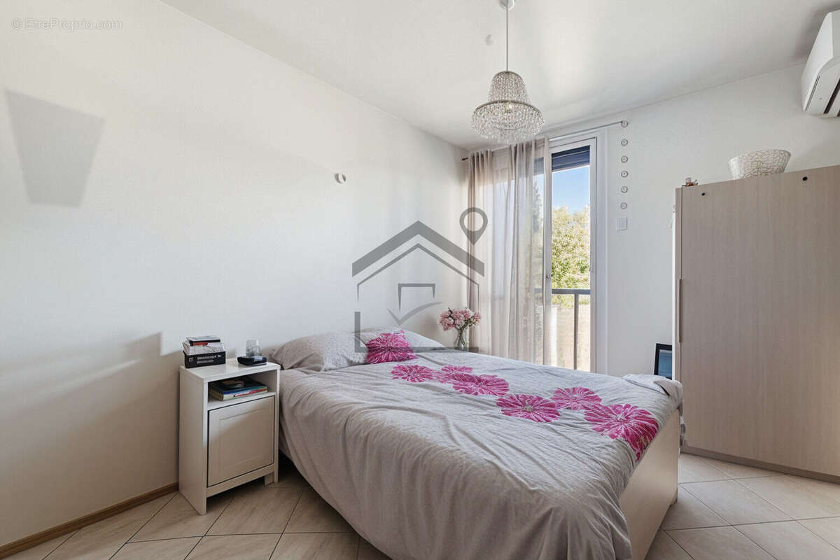 Appartement à CARRY-LE-ROUET